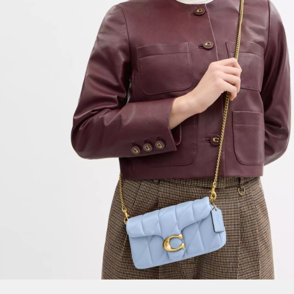 Authentic Coach Quilted Wrislet  Crossbody Tabby - Picture 4 of 5